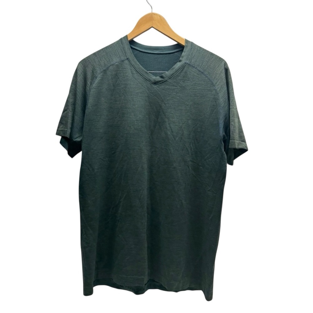 Lululemon Metal Vent Tech V-Neck Short Sleeve Top